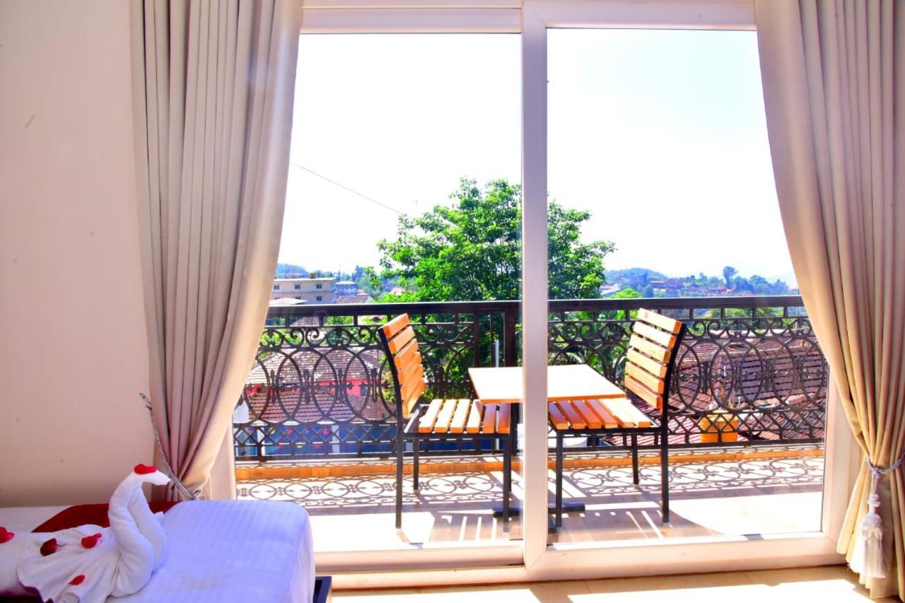 Hotel Coorg Palace 마디케리 외부 사진